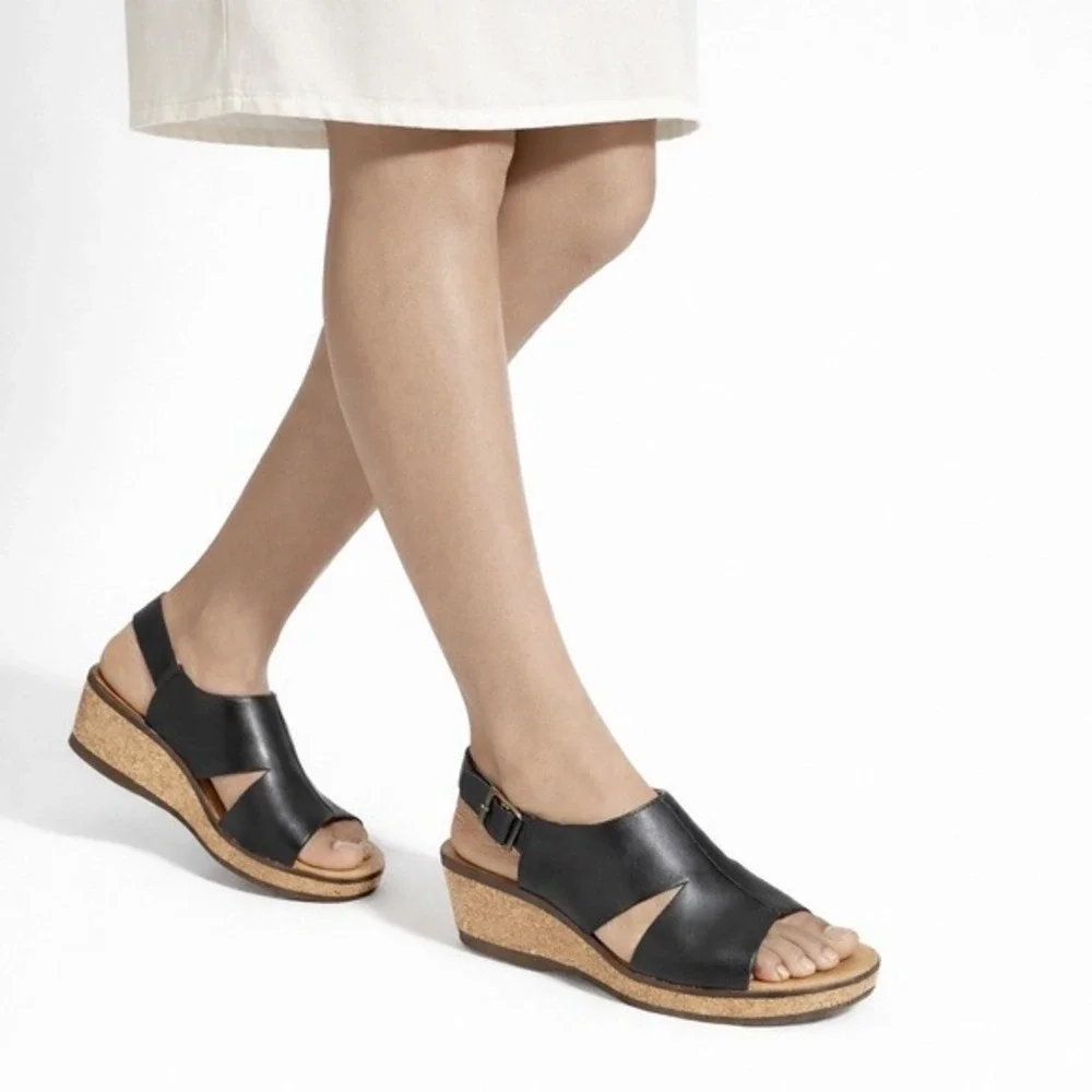 Clarks Rosemund Dune Black Leather Cork Wedge Sandals 11 M Resortwear 35-01-01